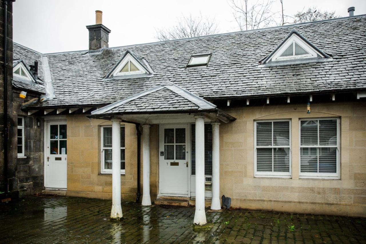 Tower Square House Villa Алоа Екстериор снимка