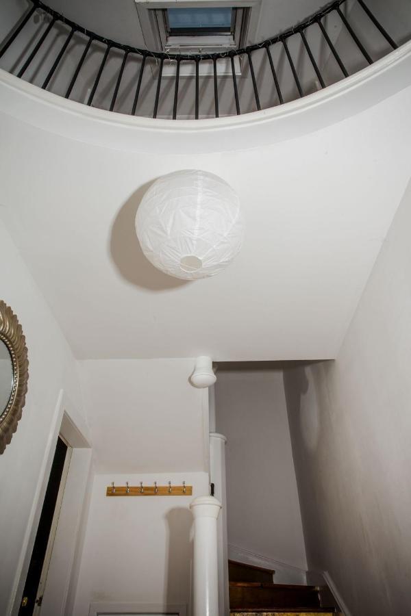 Tower Square House Villa Алоа Екстериор снимка