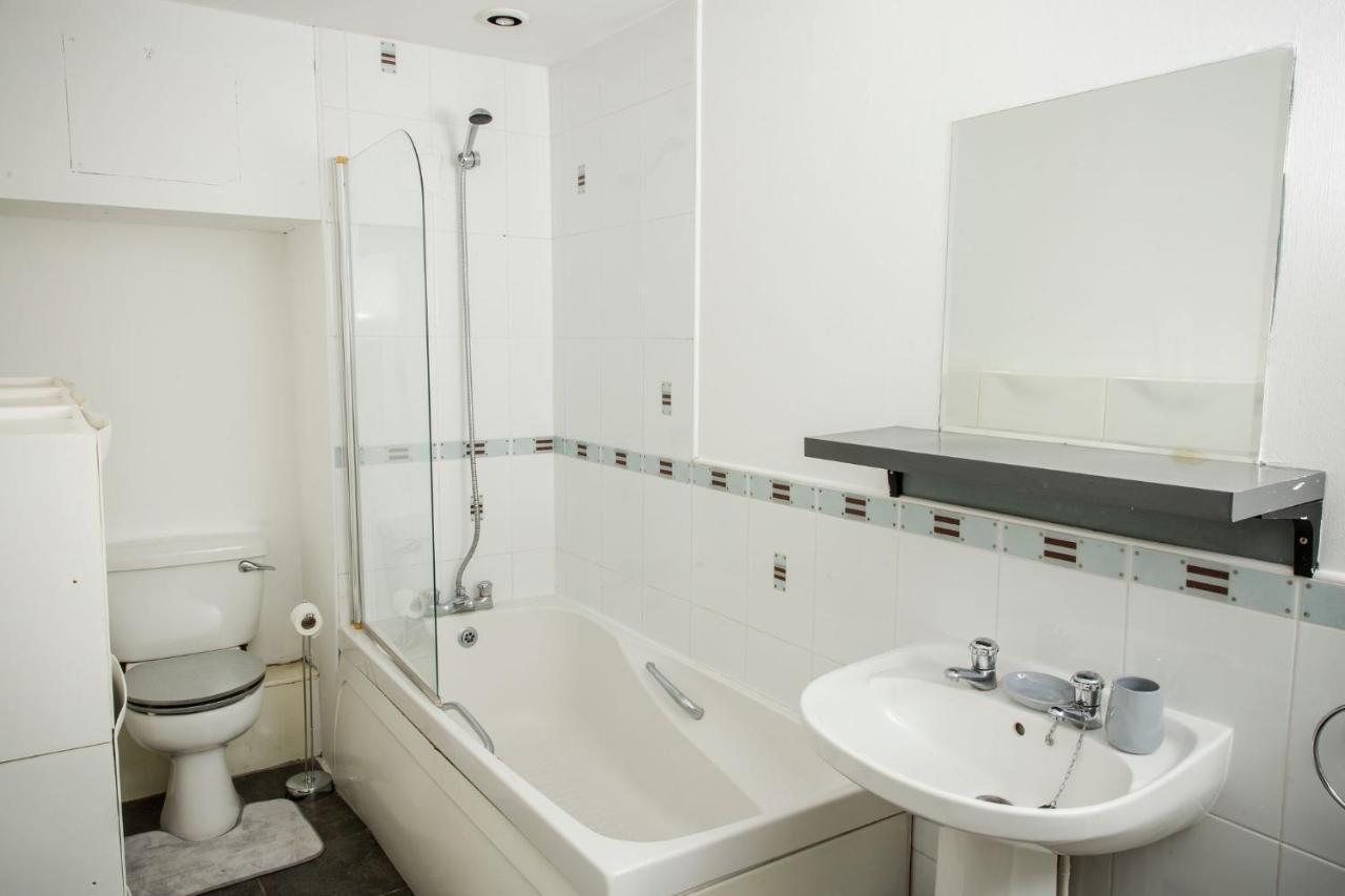 Tower Square House Villa Алоа Екстериор снимка